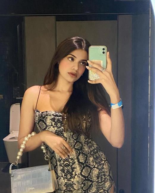 slim figure call girl in dubai